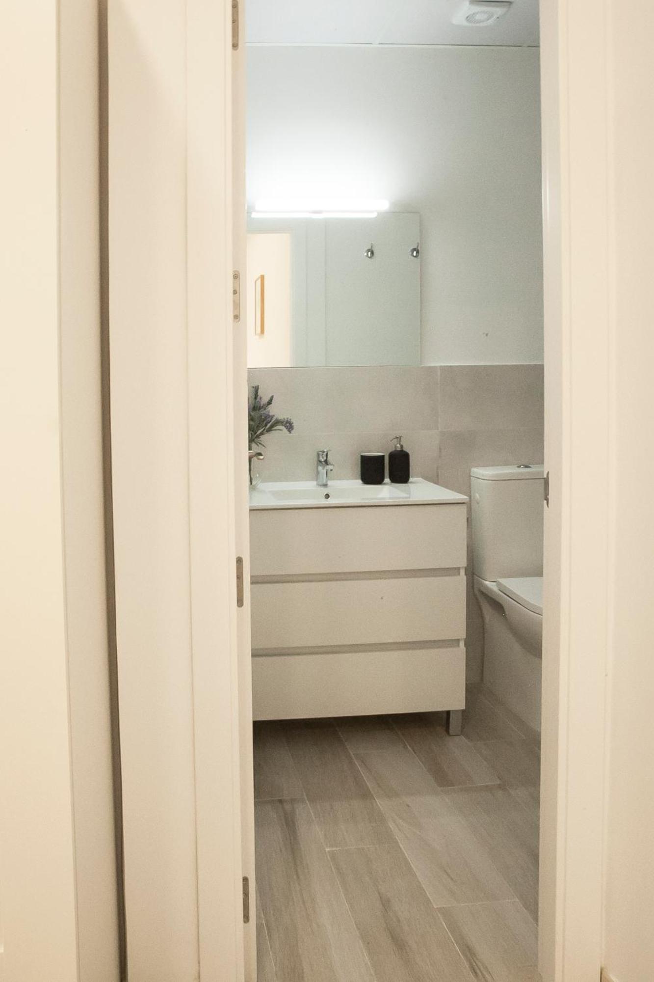 Apartamentos Rg Hospital Valme เซบีญา ภายนอก รูปภาพ
